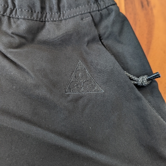 Nike ACG Summit Cargo Pants Size L - Picture 4 of 5